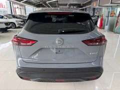 Nissan Qashqai 1.3T CVT Luxury Edition - photo 14