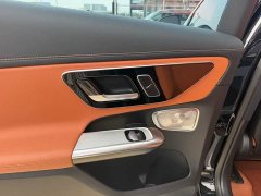 Mercedes-Benz GLC 300 L 4MATIC Dynamic 5-Seater - photo 9