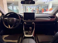 Toyota Vland 2.0L CVT AWD Luxury - photo 8