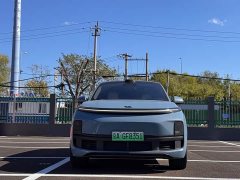 Li Auto L9 Max - ფოტო 2