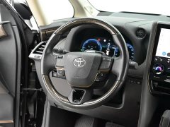 Toyota Alphard Hybrid 2.5L Premium Edition - ფოტო 10