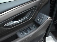 Toyota Alphard Hybrid 2.5L Premium Edition - ფოტო 19