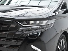 Toyota Alphard Hybrid 2.5L Premium Edition - ფოტო 5