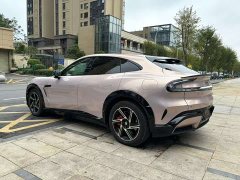 Xiaomi YU7 Four-Wheel Drive Max Edition - ფოტო 9