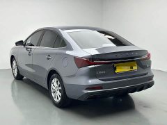 SAIC MG i5 1.5L CVT Luxury - ფოტო 7