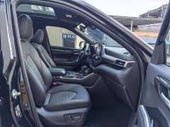 Toyota Crown Venza 2.0T AWD Dynamic Edition - ფოტო 15