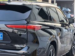 Toyota Crown Venza 2.0T AWD Dynamic Edition - ფოტო 19
