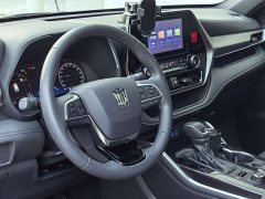 Toyota Crown Venza 2.0T AWD Dynamic Edition - ფოტო 8