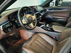 BMW 5 Series Facelift 525Li M Sport Package - фото 15