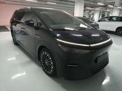 XPeng X9 Pure Electric 740 Extended Range Max - ფოტო 3