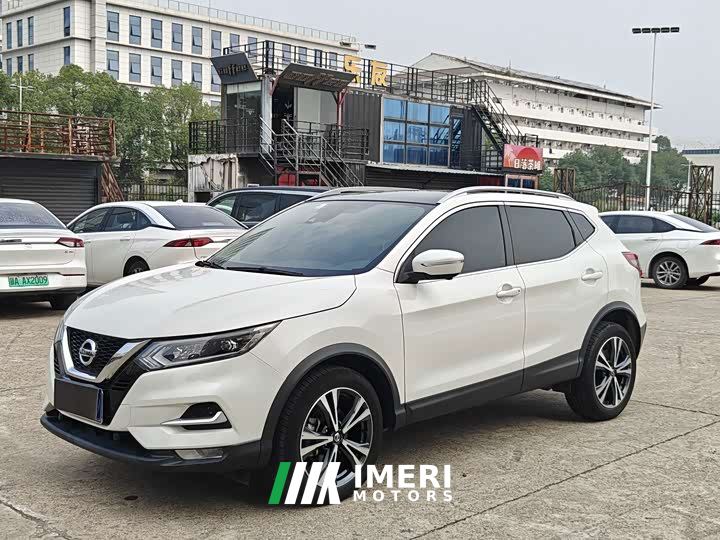 Nissan Qashqai 2.0L CVT XV Premium Luxury