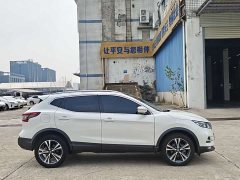 Nissan Qashqai 2.0L CVT XV Premium Luxury - photo 7