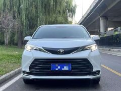 Toyota Sienna 2.5L Hybrid Comfort Edition - ფოტო 3
