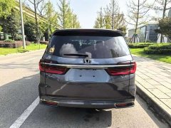 Honda Odyssey 2.0L e:HEV Sharp Radiance Edition - ფოტო 16