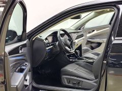 Volkswagen Passat 330TSI Luxury - photo 8