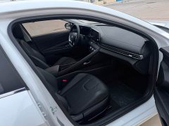Hyundai Elantra 1.5L CVT GLX Elite - фото 13