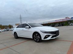 Hyundai Elantra 1.5L CVT GLX Elite - фото 3