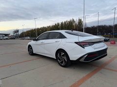 Hyundai Elantra 1.5L CVT GLX Elite - фото 6