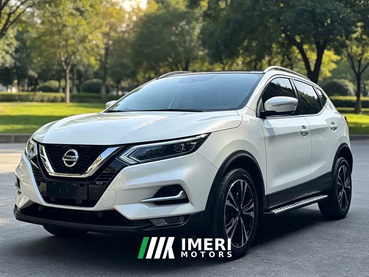 Nissan Qashqai 2.0L CVT Luxury