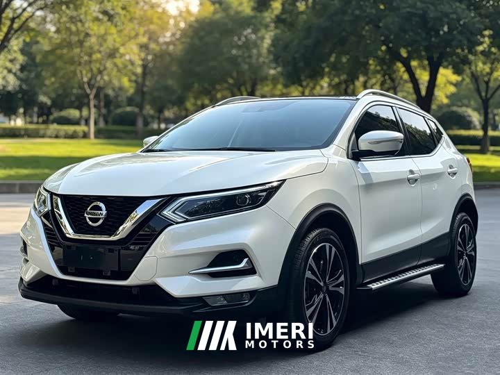 Nissan Qashqai 2.0L CVT Luxury - car from China