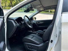 Nissan Qashqai 2.0L CVT Luxury - photo 10