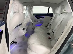 Mercedes-Benz EQE 500 4MATIC Luxury - ფოტო 17