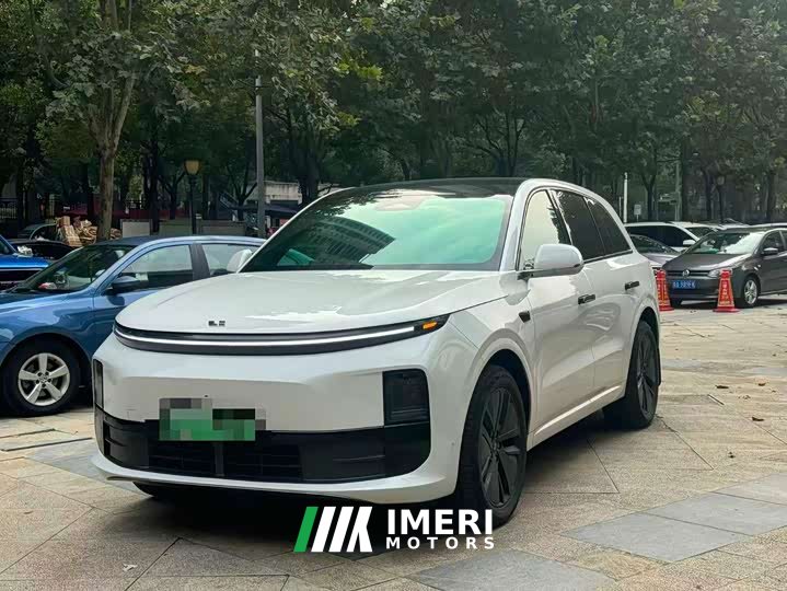 Li Auto L6 Pro - ავტომობილი ჩინეთიდან