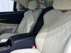 Bentley Flying Spur 4.0T V8 Standard Edition - ფოტო 13