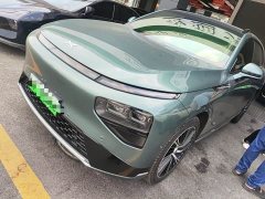 XPeng G9 570 Pro - ფოტო 1