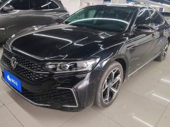 Volkswagen Passat Facelift 330TSI Starry Sky Luxury Edition - ფოტო 1