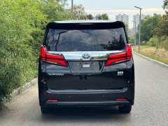 Toyota Alphard Hybrid 2.5L Luxury - фото 16