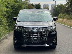Toyota Alphard Hybrid 2.5L Luxury - фото 2