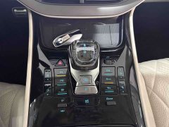 Denza D9 DM-i Smart Drive 1020 Four-Wheel Drive Flagship - photo 10