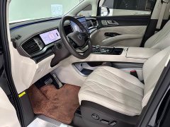 Denza D9 DM-i Smart Drive 1020 Four-Wheel Drive Flagship - photo 5