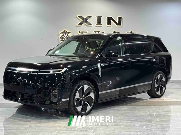 XPeng GX Extended Range 1585 AWD Ultra SE - car from China