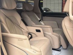 Buick GL8 New Energy Lusang Respect Edition - ფოტო 13