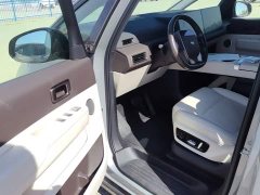 Li Auto Li Xiang MEGA Ultra - ფოტო 9