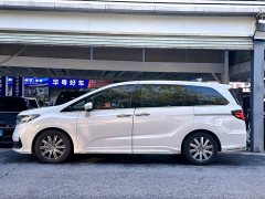 Honda Odyssey 2.0L e:HEV Sharp Comfort Edition - ფოტო 3