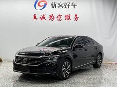 Volkswagen Passat 330TSI Elite - ფოტო 1