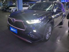 Toyota Highlander Hybrid 2.5L AWD Premium 7-Seater - фото 1