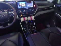 Toyota Highlander Hybrid 2.5L AWD Premium 7-Seater - фото 16