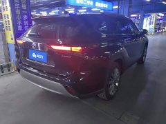 Toyota Highlander Hybrid 2.5L AWD Premium 7-Seater - фото 3