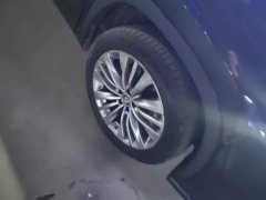 Toyota Highlander Hybrid 2.5L AWD Premium 7-Seater - фото 6