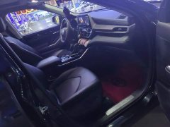 Toyota Highlander Hybrid 2.5L AWD Premium 7-Seater - фото 8