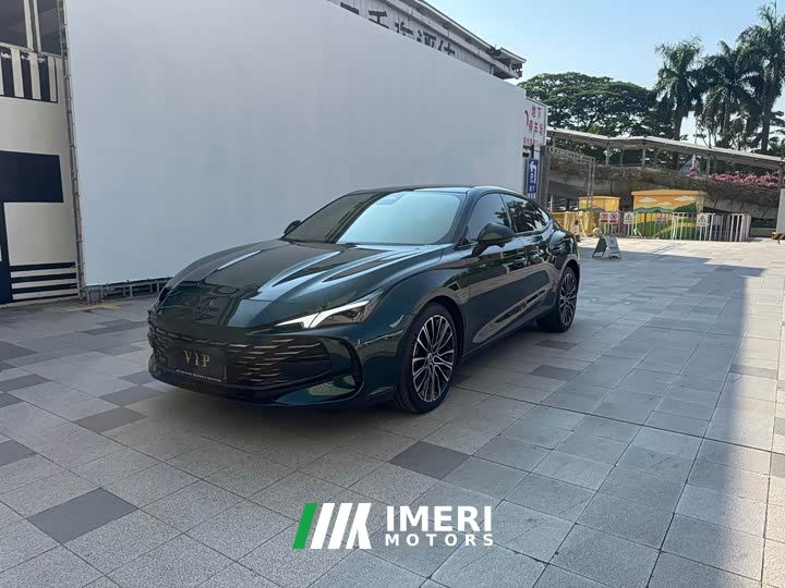 SAIC MG7 1.5T DCT Ultimate Elegance