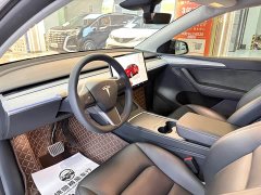 Tesla Model Y Rear-Wheel Drive - ფოტო 10