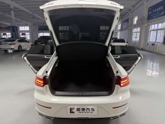Volkswagen CC 380TSI Eye-Catching Edition - фото 16
