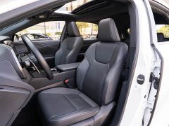 Lexus RX 350h FWD Pleasure Edition - фото 11