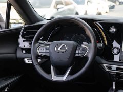Lexus RX 350h FWD Pleasure Edition - фото 14