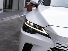 Lexus RX 350h FWD Pleasure Edition - фото 6